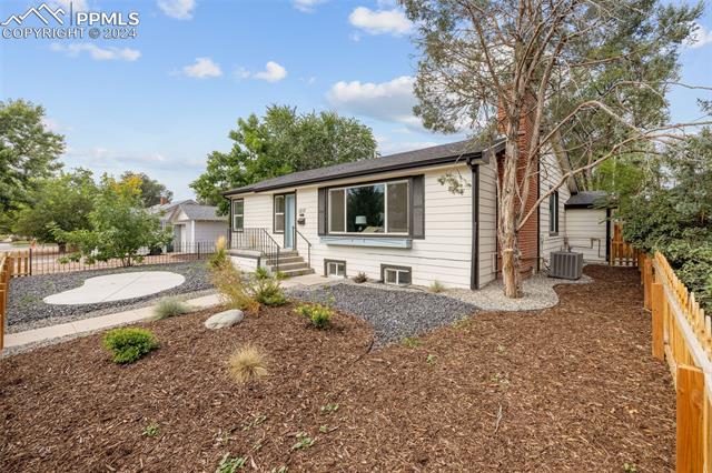 1212 E Monument Street