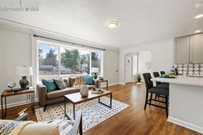 1212 E Monument Street