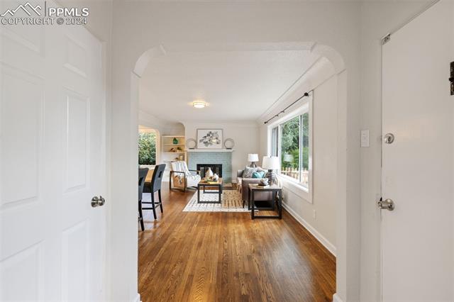 1212 E Monument Street