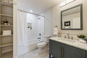 1212 E Monument Street