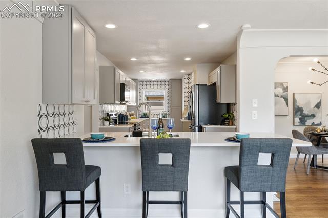 1212 E Monument Street