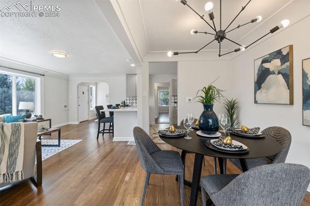 1212 E Monument Street