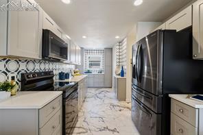 1212 E Monument Street