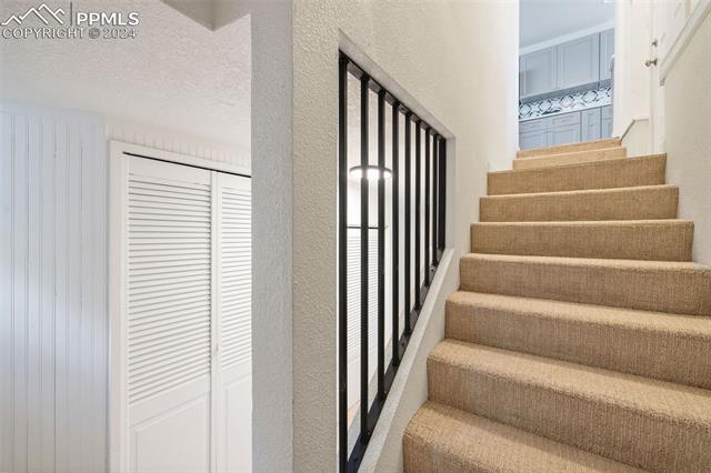 1212 E Monument Street