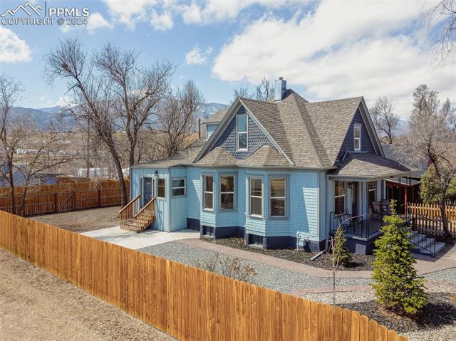 901 W Cucharras Street