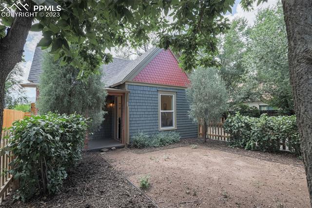 905 W Cucharras Street