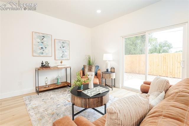 905 W Cucharras Street