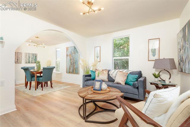 905 W Cucharras Street