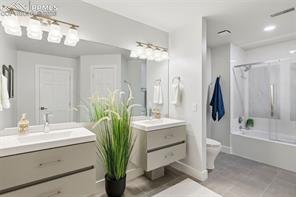 1915 Hunters Point Lane