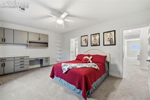 1915 Hunters Point Lane