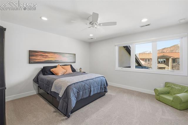 1915 Hunters Point Lane