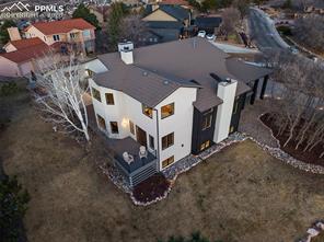 1915 Hunters Point Lane