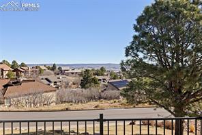 1915 Hunters Point Lane