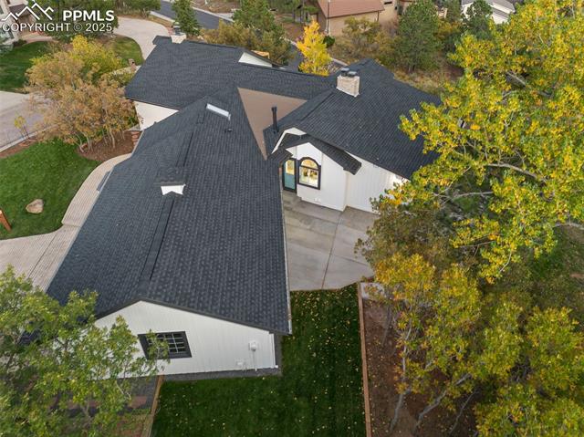 1935 Chateau Point Court