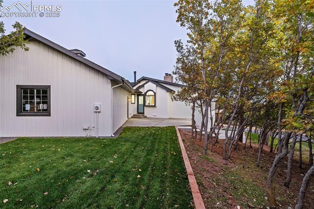 1935 Chateau Point Court