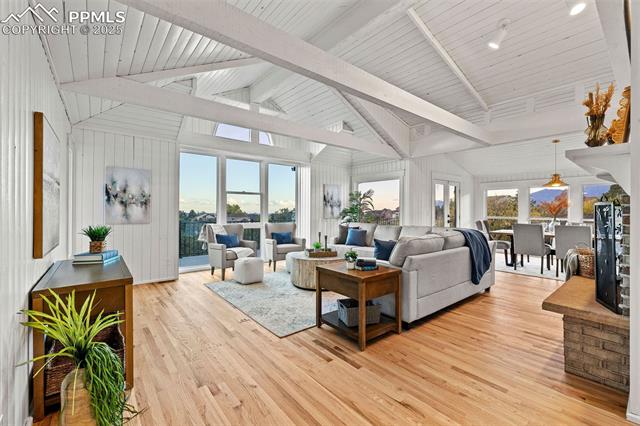 1935 Chateau Point Court