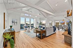 1935 Chateau Point Court