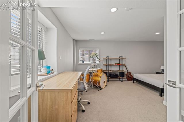 2180 Kittridge Avenue