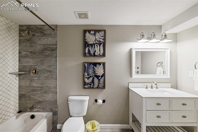 6940 Franciville Road