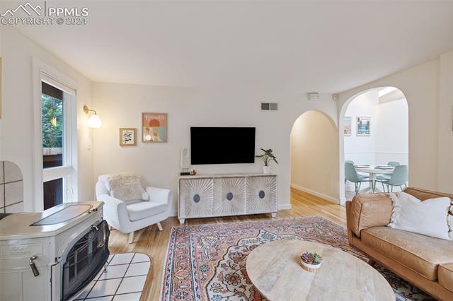 2 Winfield Avenue