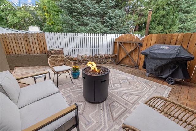 2 Winfield Avenue