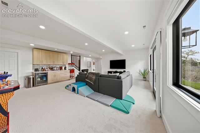 2220 Cape Pine Way