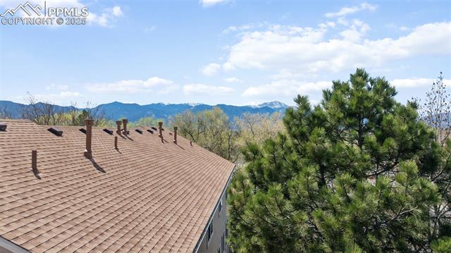 536 Shady Crest Circle