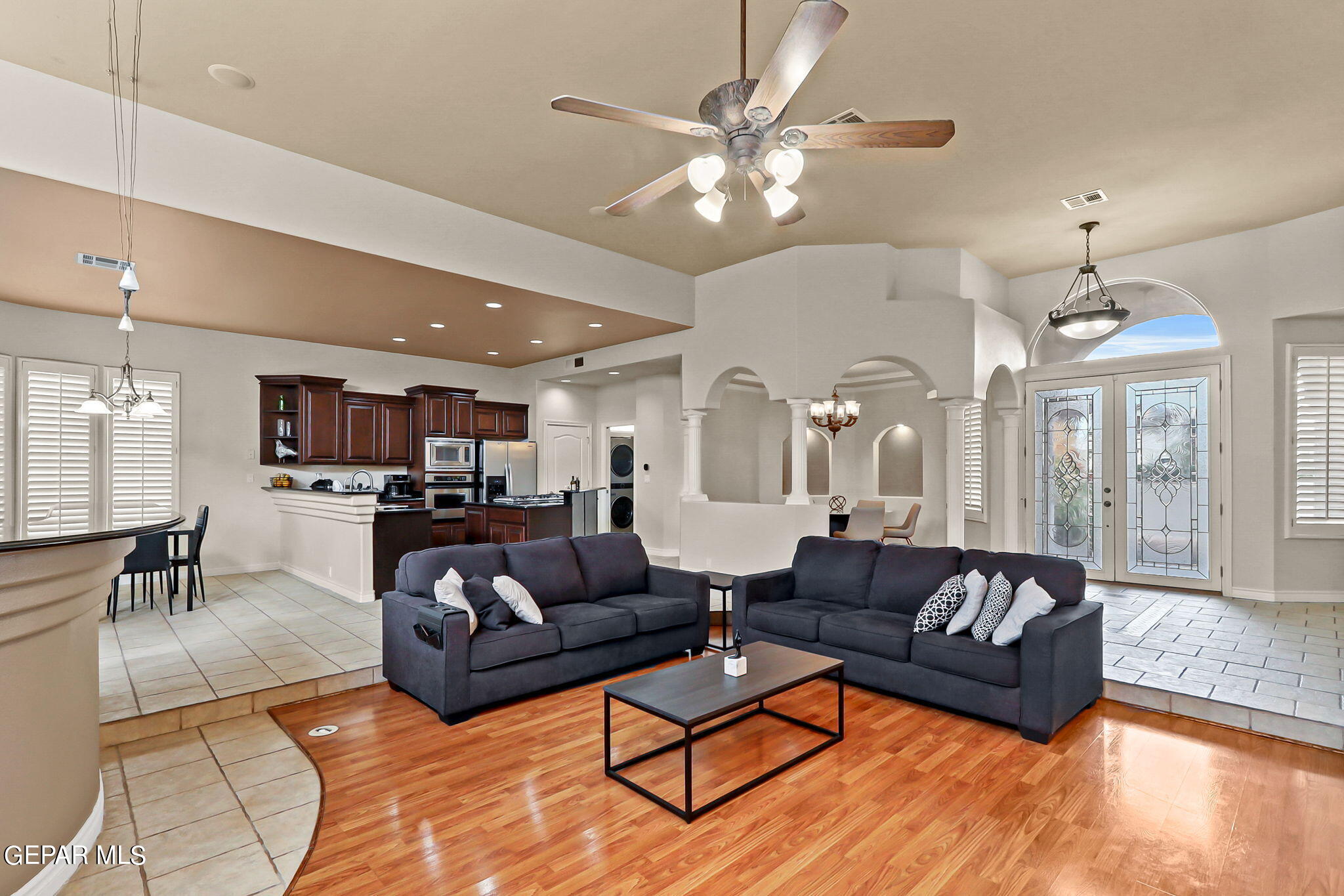 6449 CALLE VISTA Drive