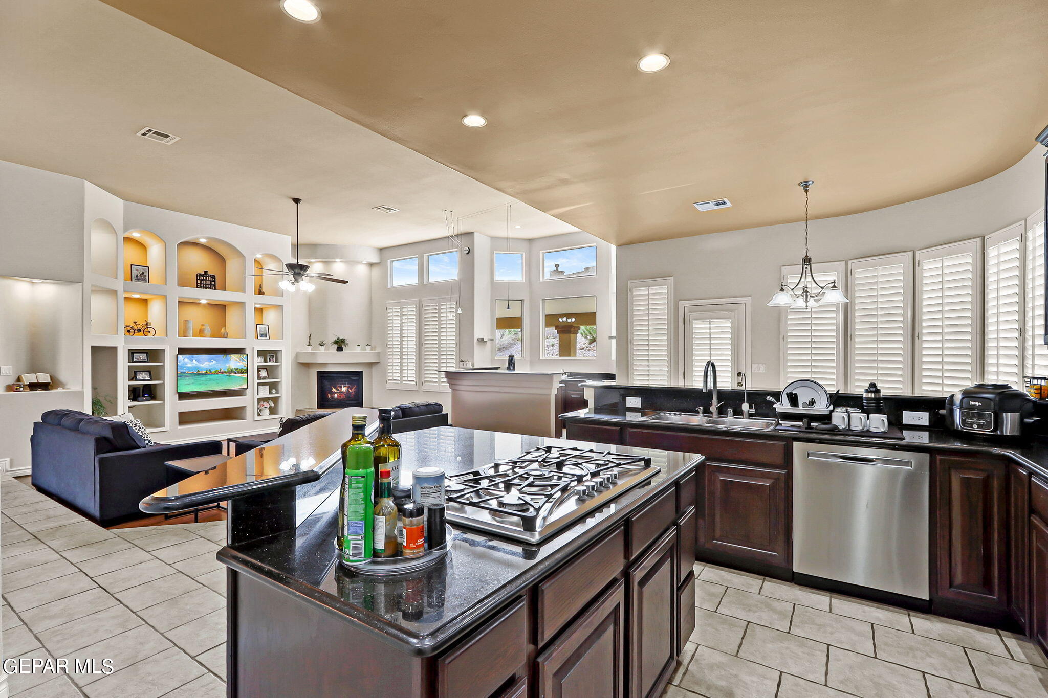 6449 CALLE VISTA Drive