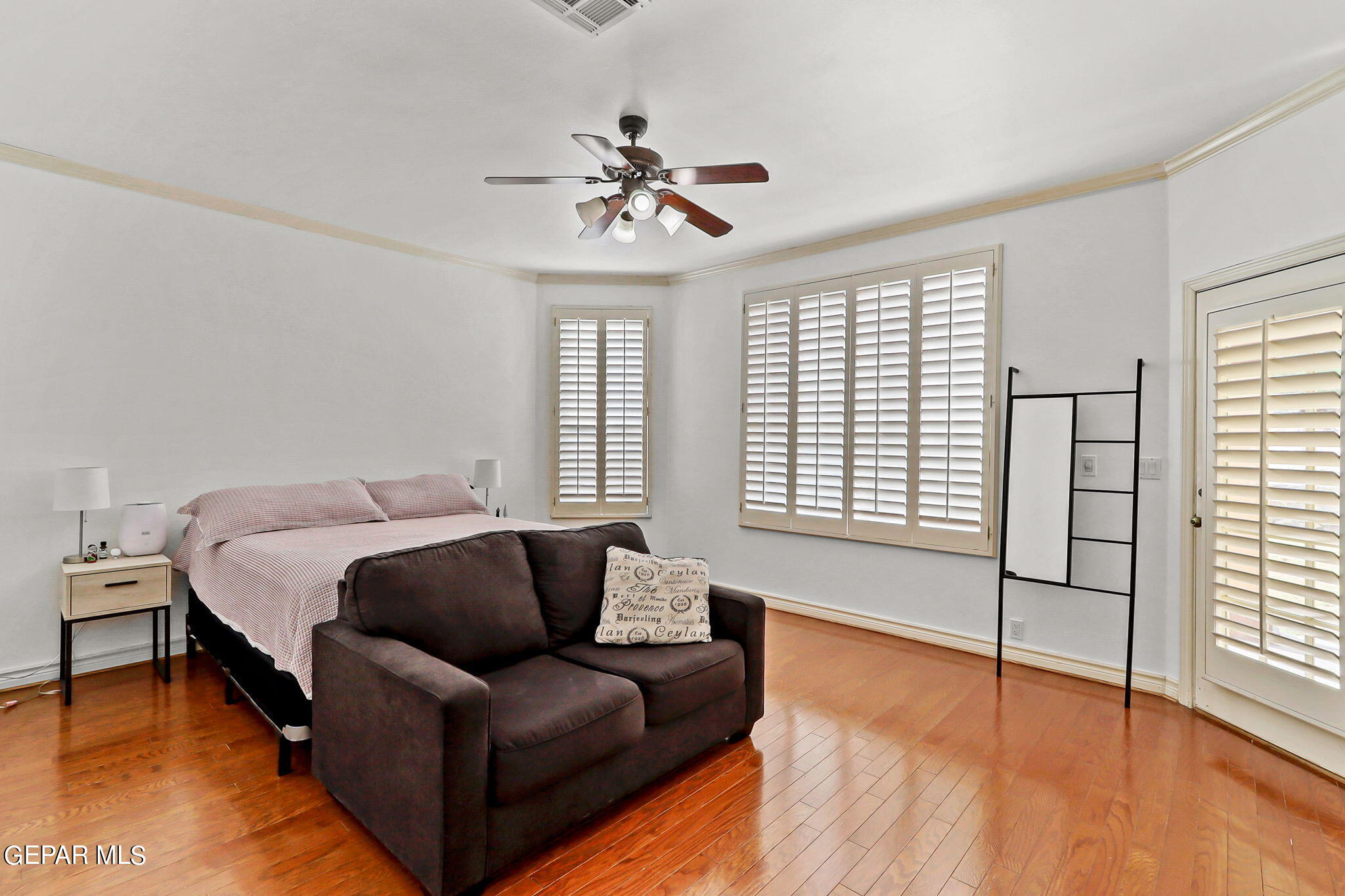 6449 CALLE VISTA Drive