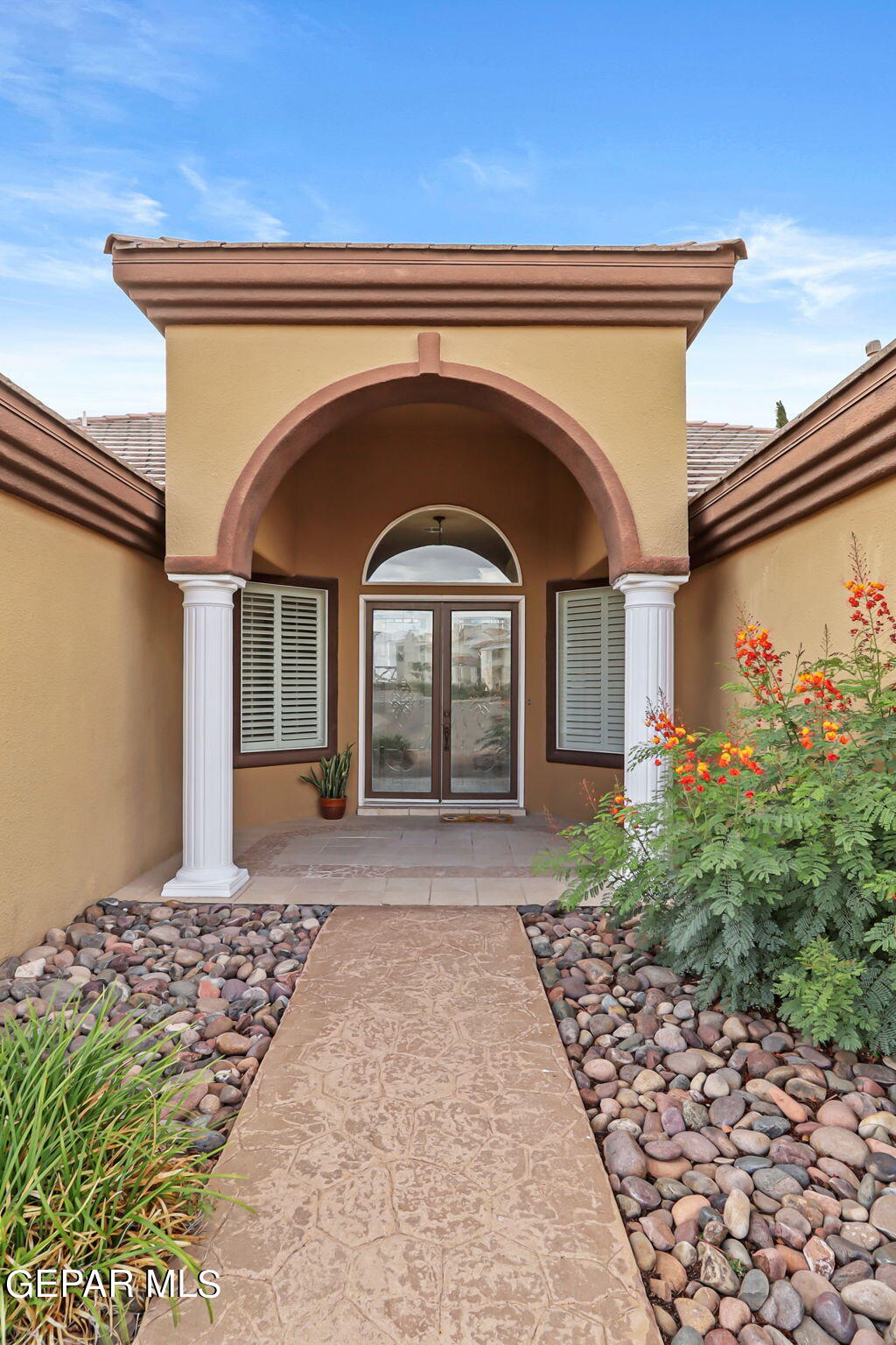 6449 CALLE VISTA Drive