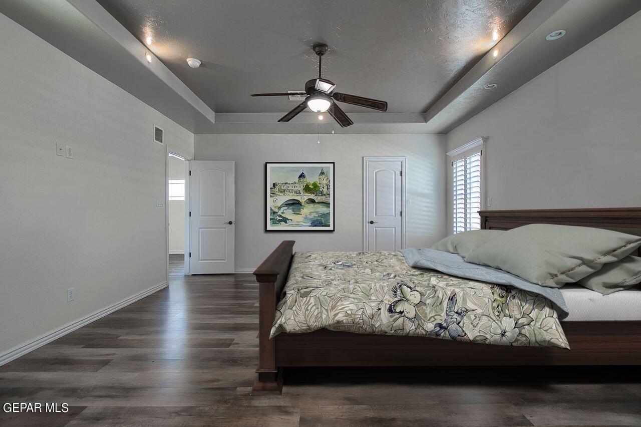 7369 Brays Landing Drive
