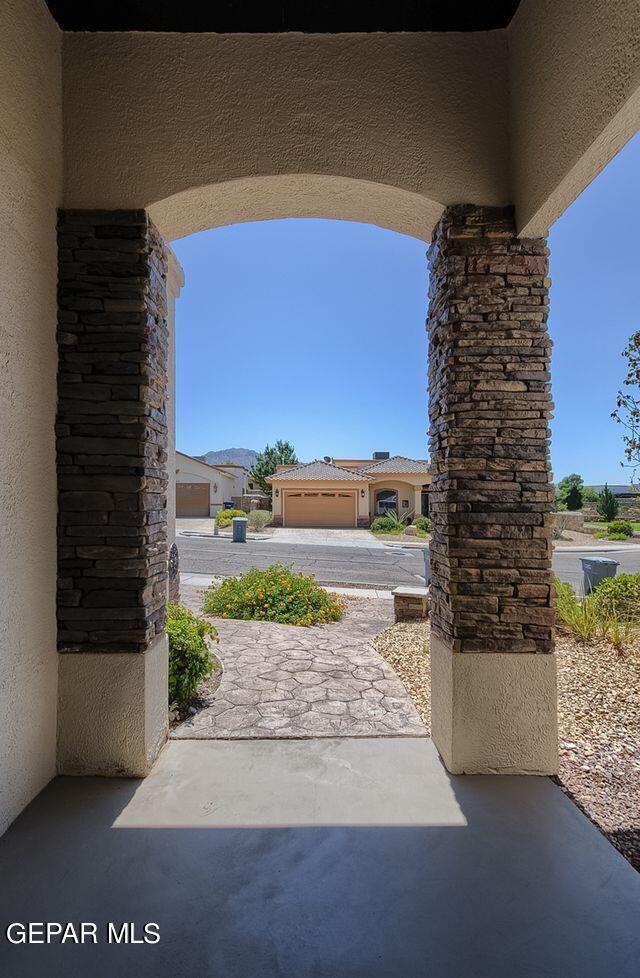 7369 Brays Landing Drive