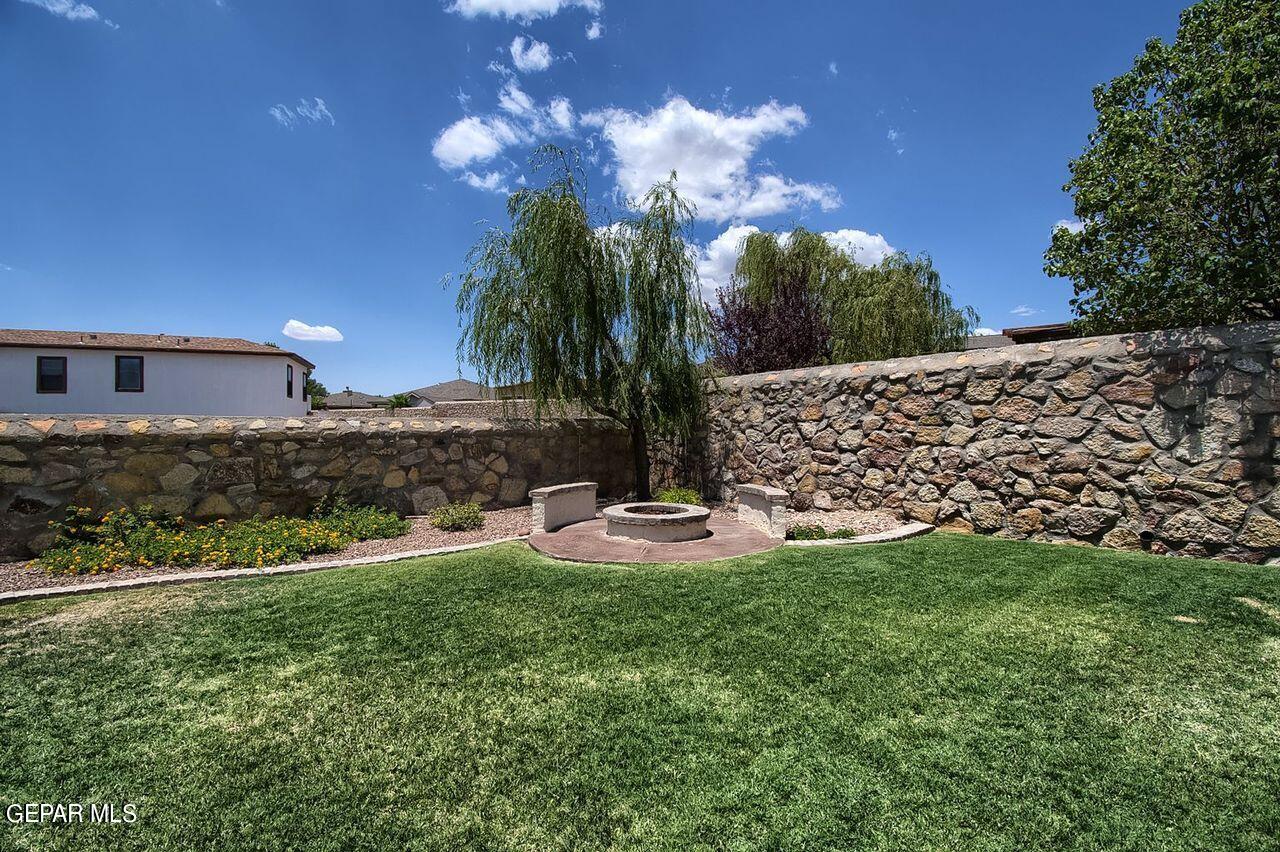 7369 Brays Landing Drive