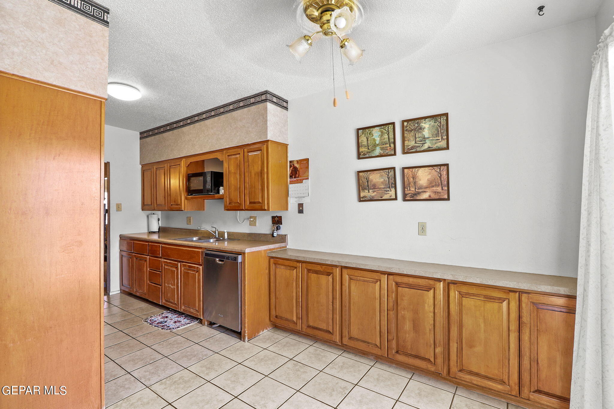 252 Viking Drive