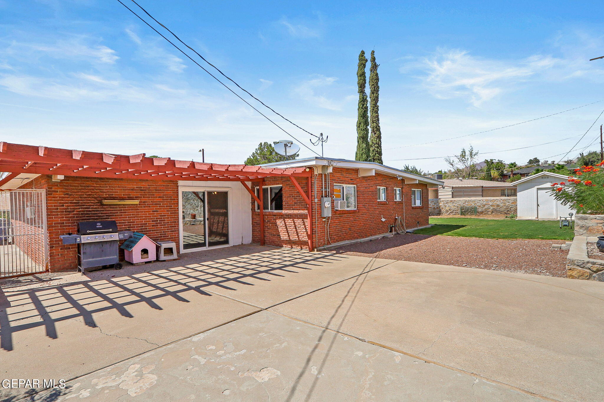 252 Viking Drive