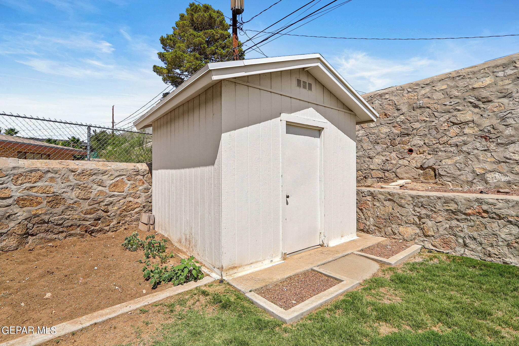 252 Viking Drive