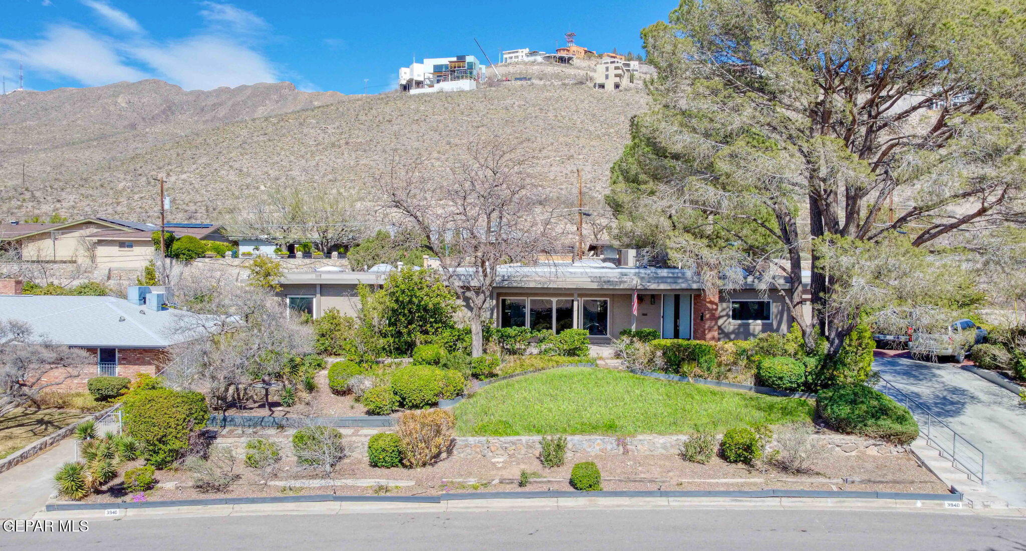 3940 FLAMINGO Drive