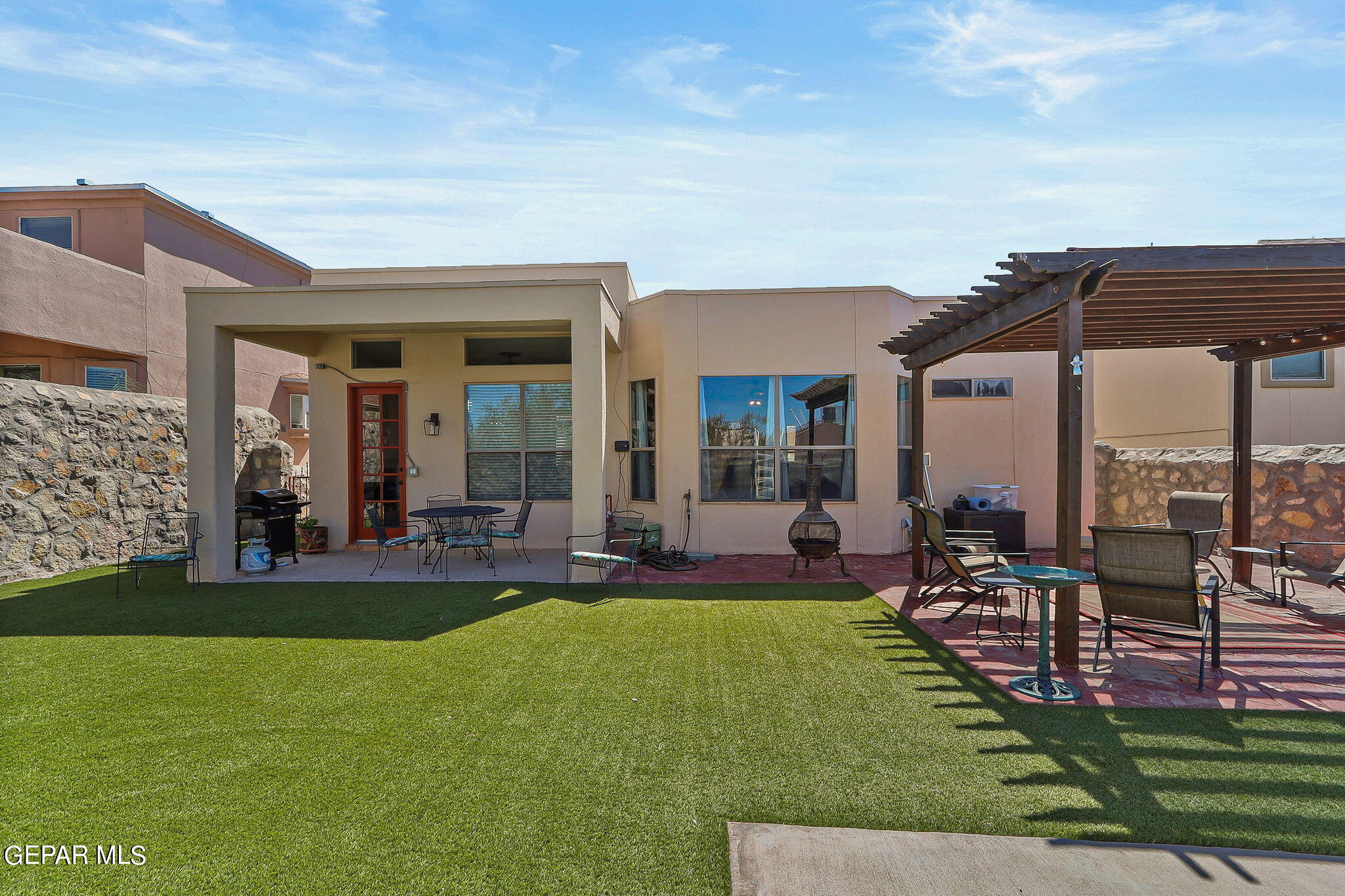 6401 Franklin Ridge Drive