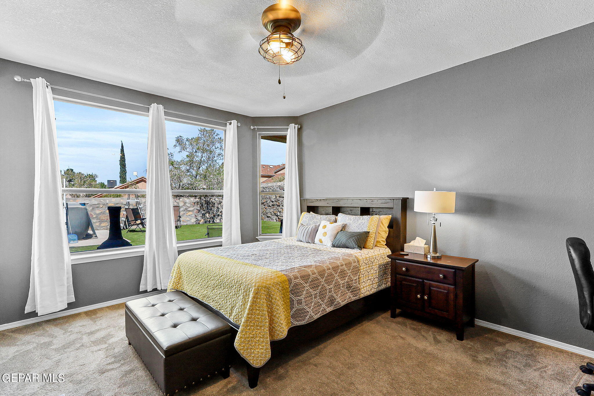 6401 Franklin Ridge Drive