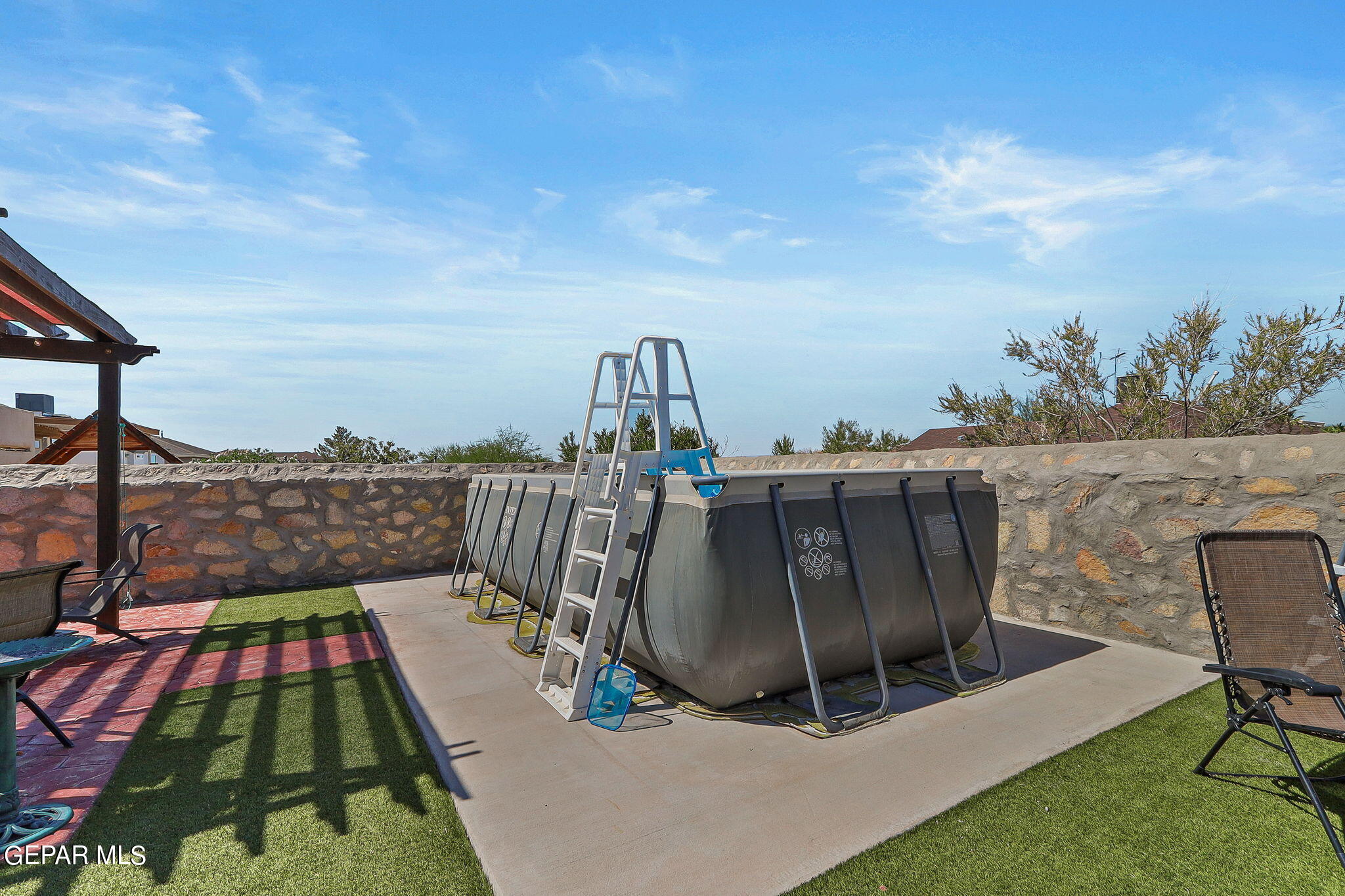 6401 Franklin Ridge Drive