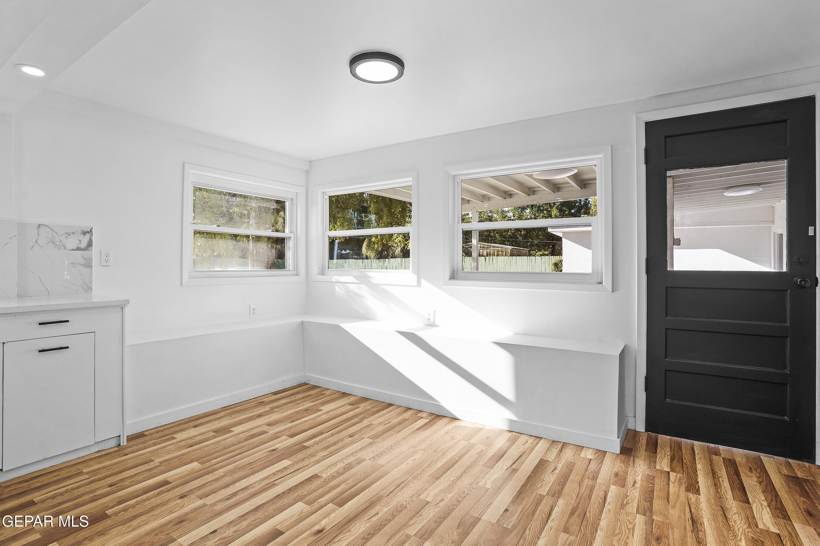 300 Belva Way