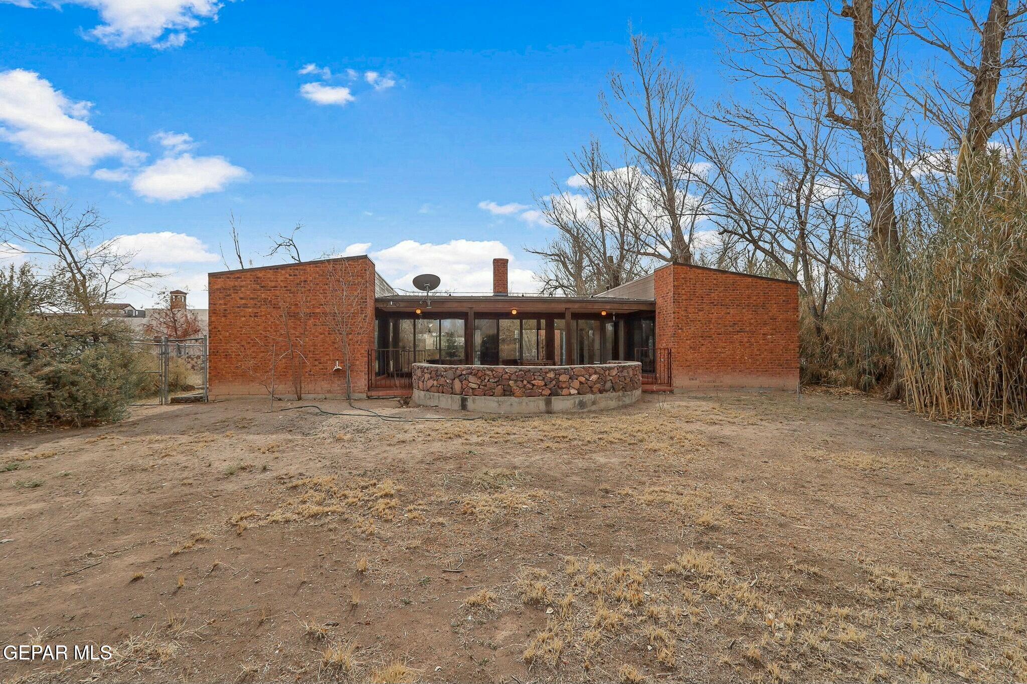 161 Country Club Drive Road