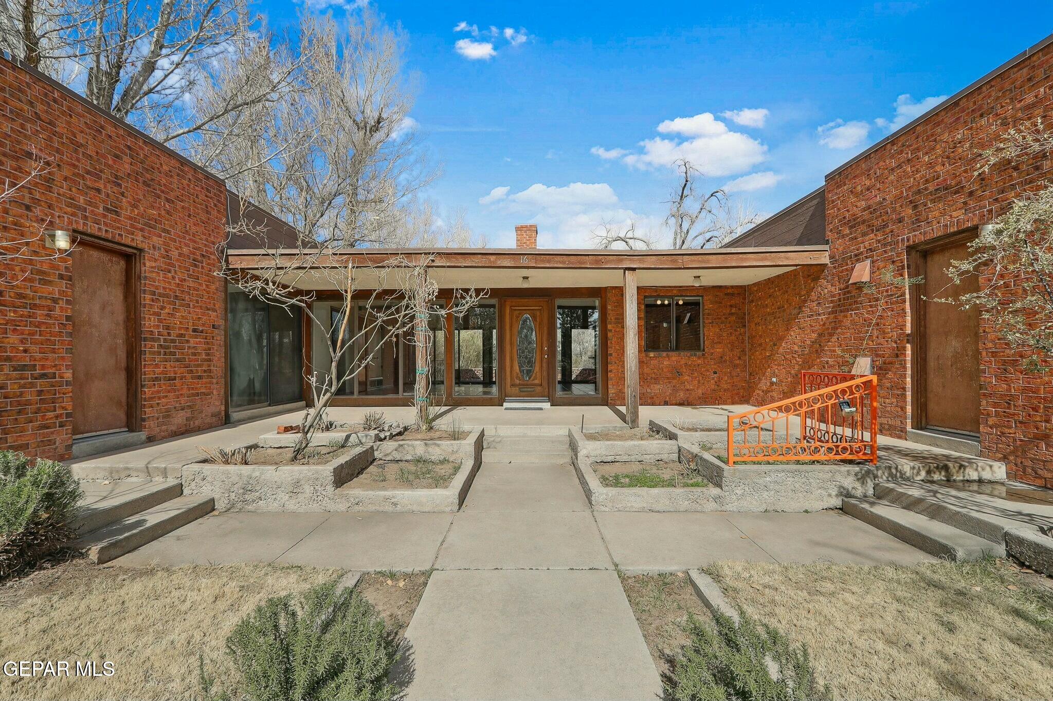 161 Country Club Drive Road