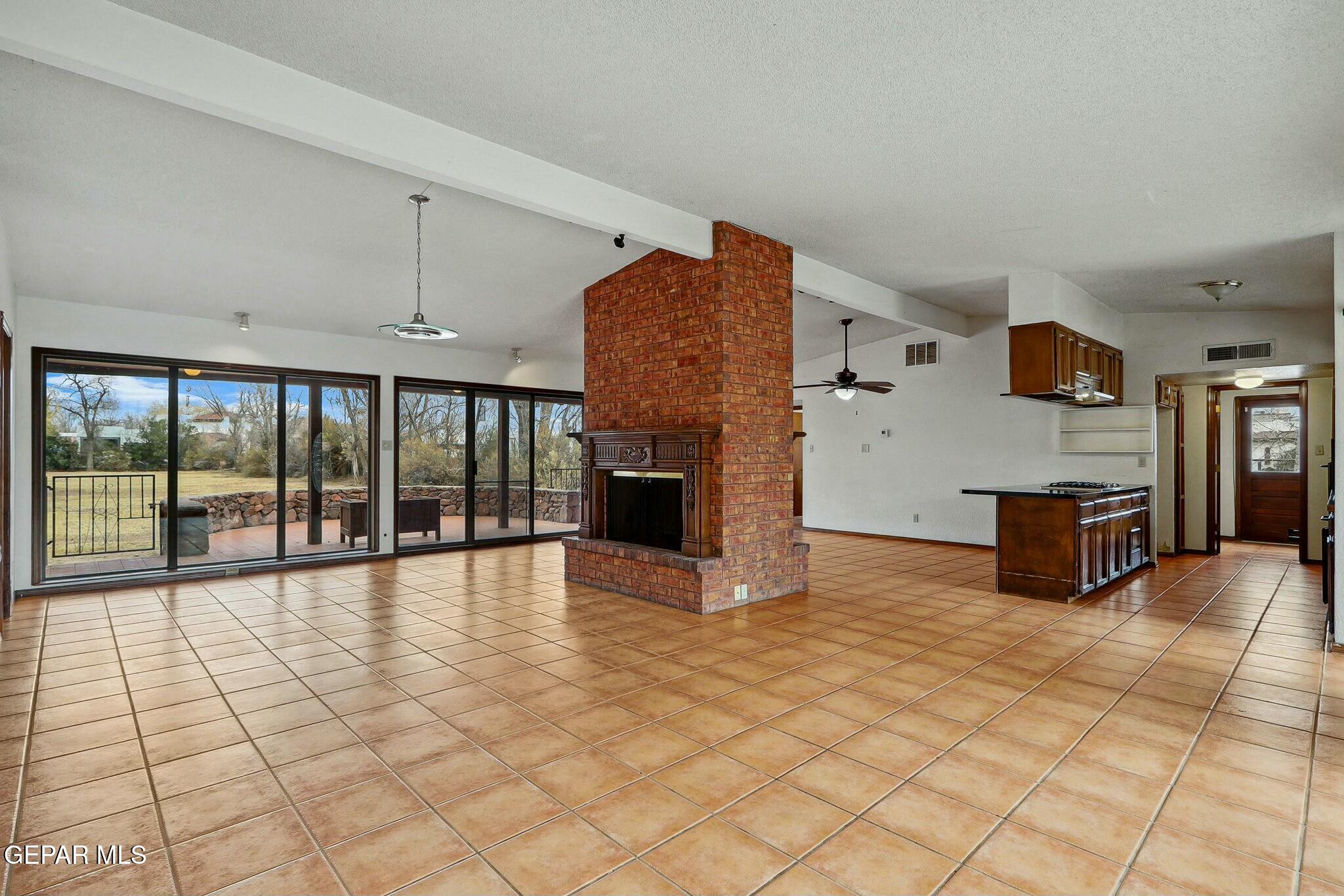 161 Country Club Drive Road