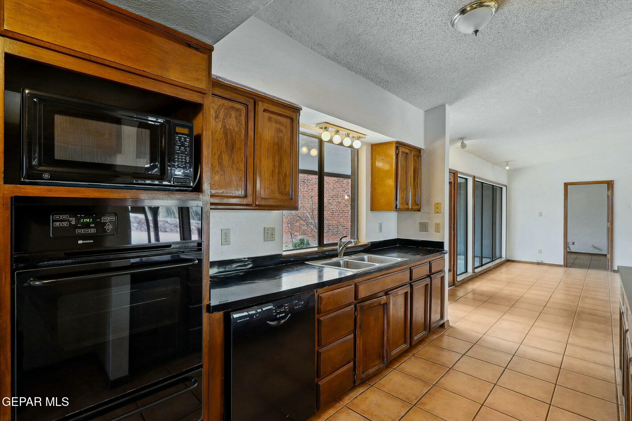 161 Country Club Drive Road