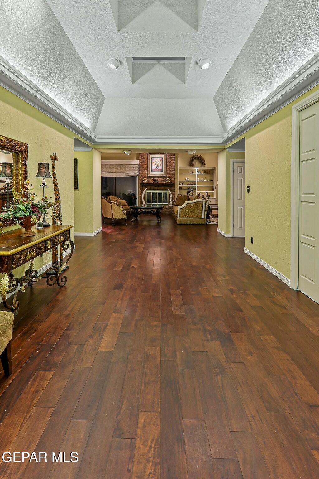 6010 TORREY PINES Drive