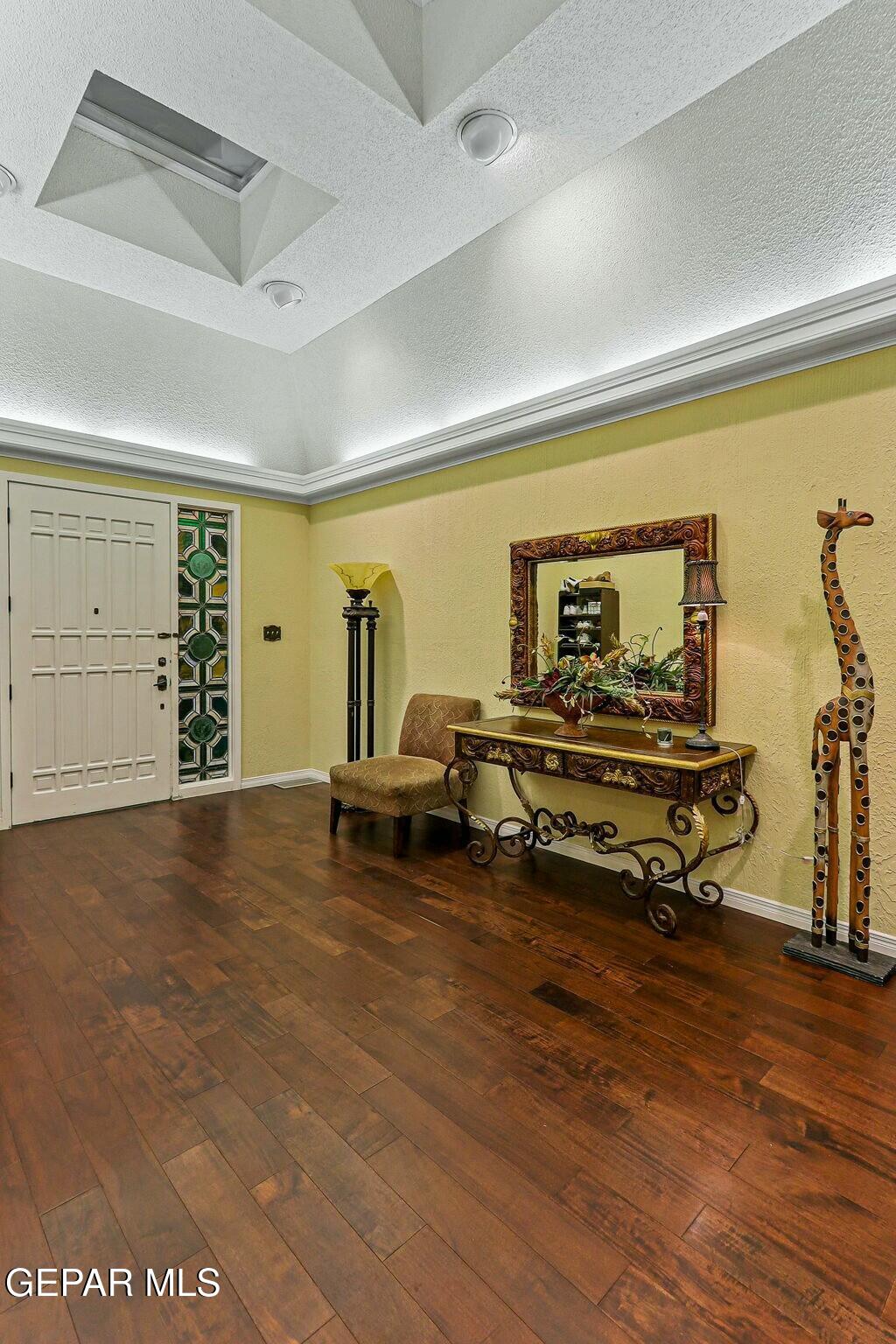 6010 TORREY PINES Drive