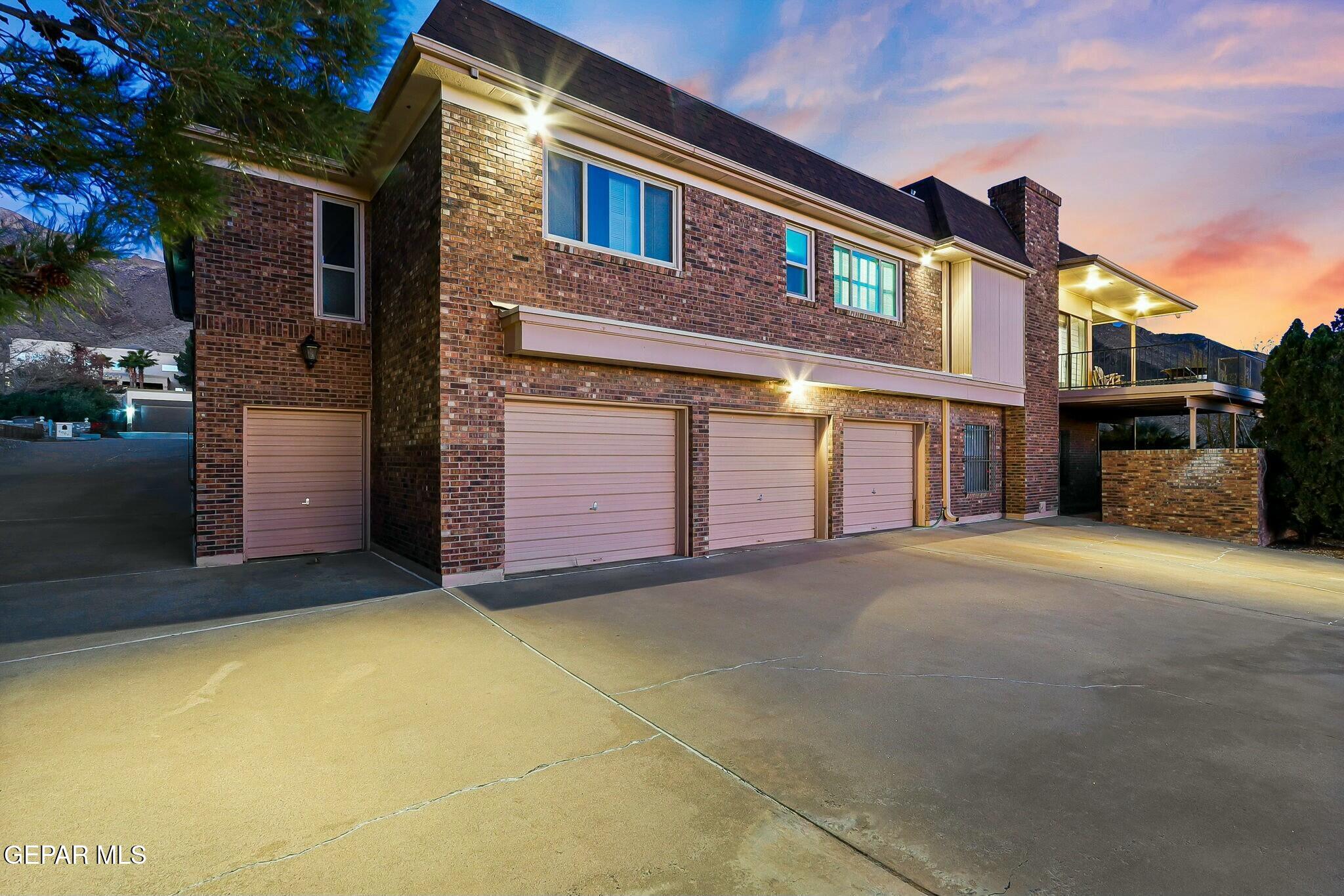 6010 TORREY PINES Drive