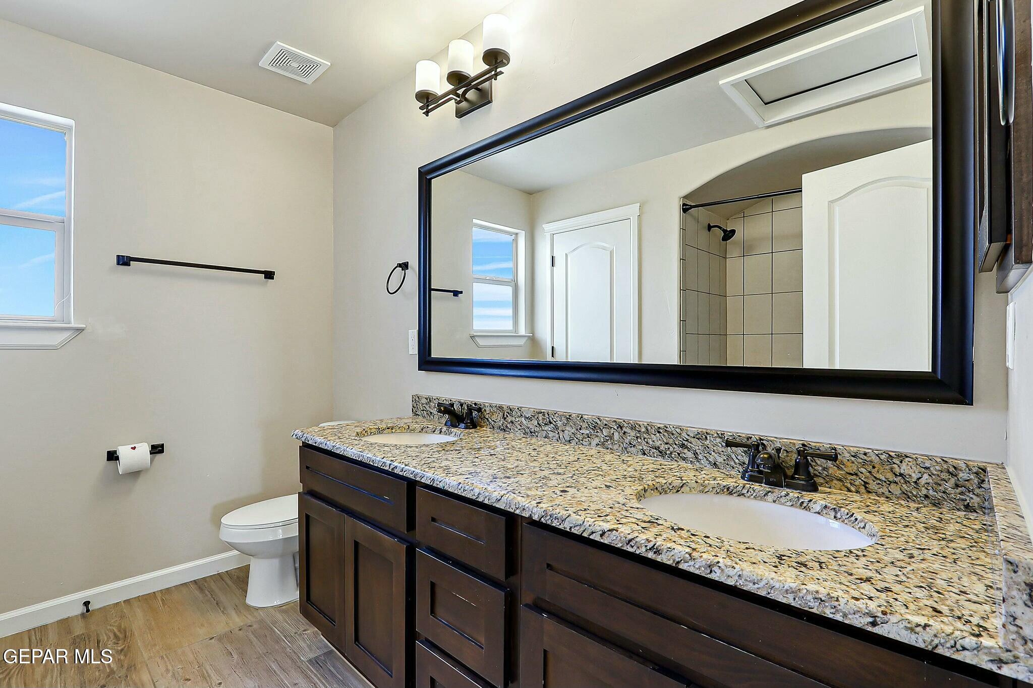 2178 ENCHANTED BREEZE Drive